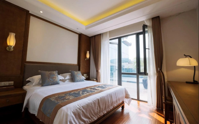 Laoshan Academy hotel