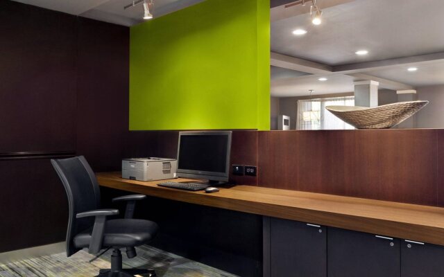 Courtyard by Marriott Tulsa Central