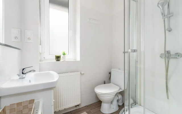 Family Apartment Promienista by Renters