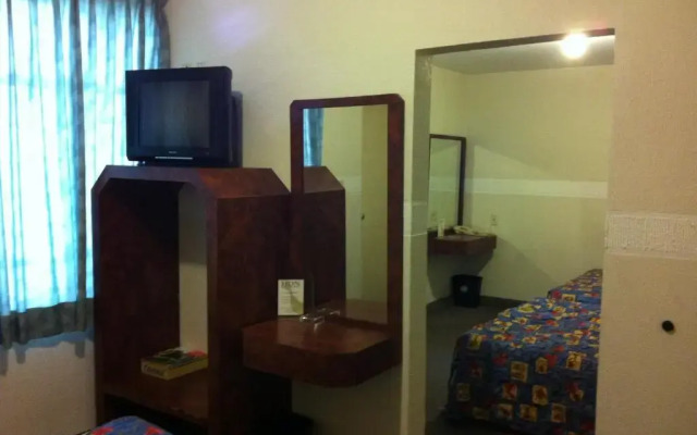 Hotel Dos Naciones