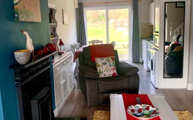 Cottage 33 Old Killarney Village