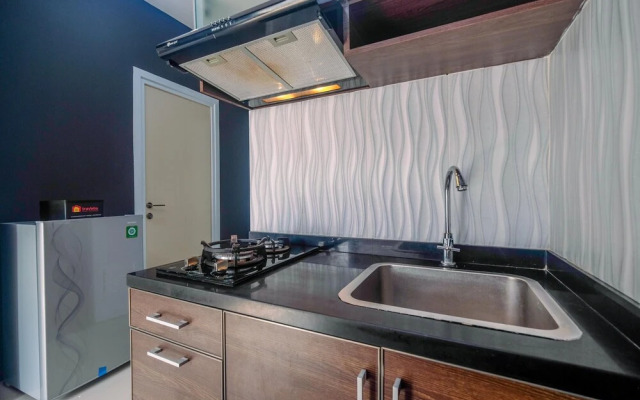 Comfort 1BR with Study Room Green Pramuka Apartment