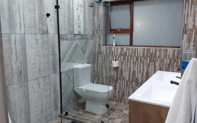 Twins Guest House Astoni