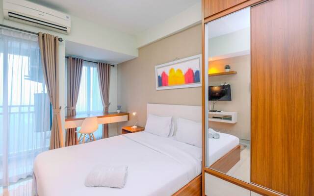 Homey And Relaxing Studio Grand Dhika City Apartment