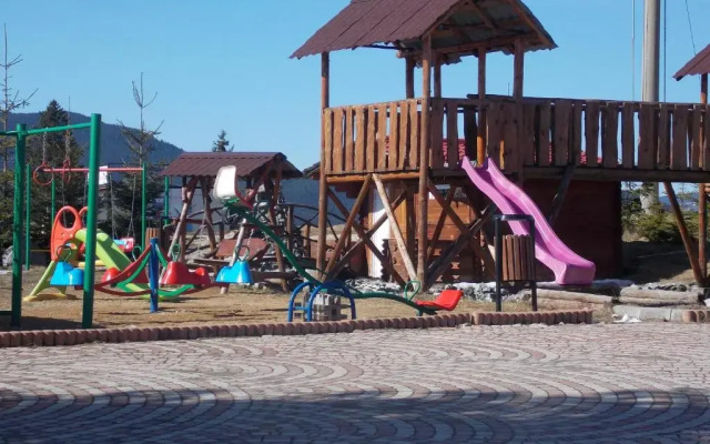 Pensiunea Alpina Casi & Spa