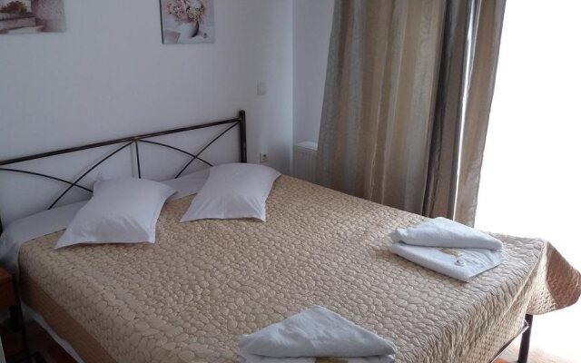 Iokasof Rooms