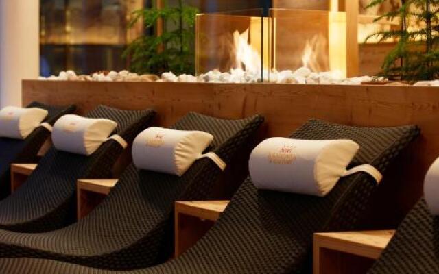 Hotels Dolomitenhof & Chalet Alte Post