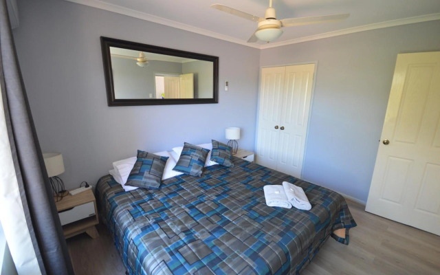 Blue Ocean Villa 3 - Kalbarri WA