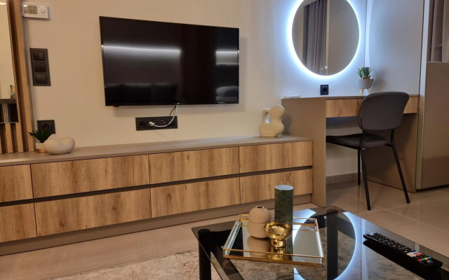 Iris City Center Premium Studio