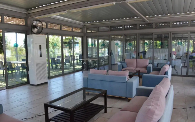 Latchi Escape Hotel and Suites