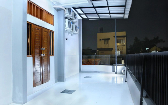 OYO 121 Rumah Ayub Syariah