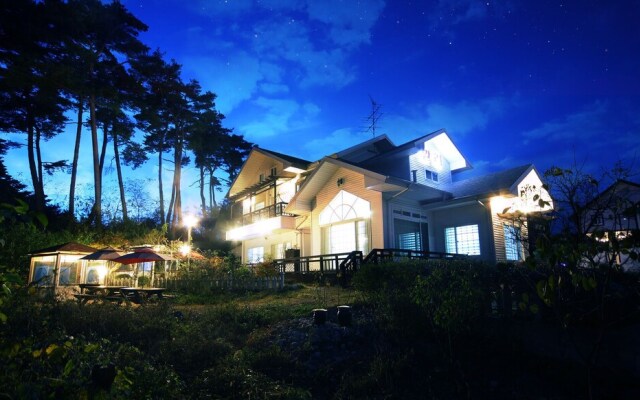 Gangneung Gyeongpo Bali Pension