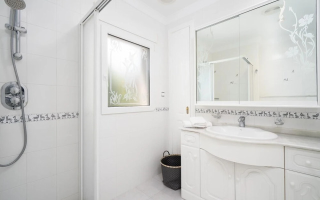 Marvelous Villa With Panoramic sea View & Pool