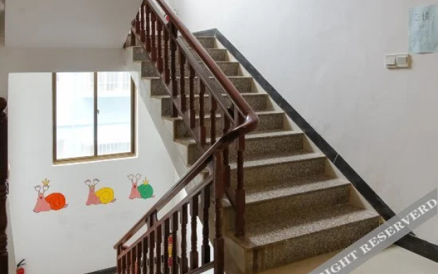 Snail Hostel