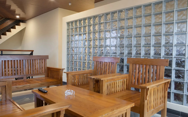 RedDoorz Plus @ Talaga Bodas