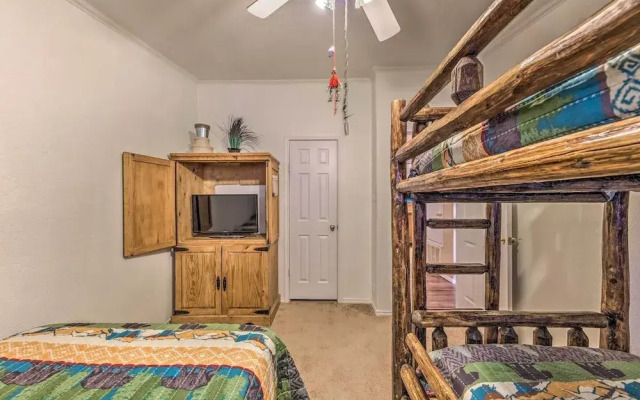 Cozy Cloudcroft Cabin w/ Deck & Gas Grill! - фото 2