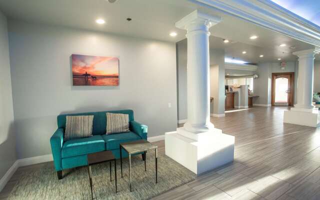 Tamarack Beach Resort Hotel
