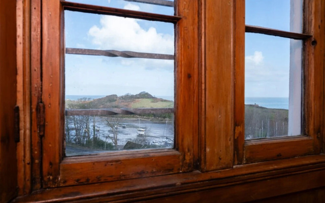 Watermouth Castle, West Tower Apartment
