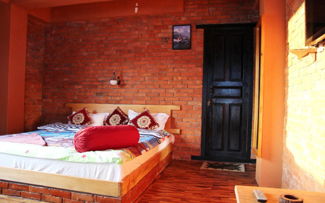 Nar-Bis Hotel