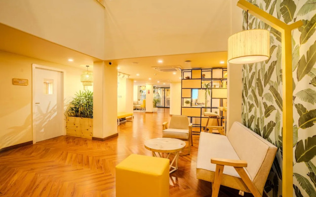 Bloom Hotel - Medicity Gurugram, Near Medanta Hospital