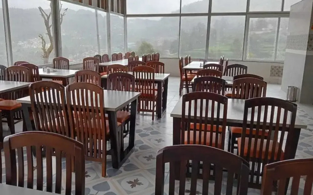 Ketti Heights Resorts