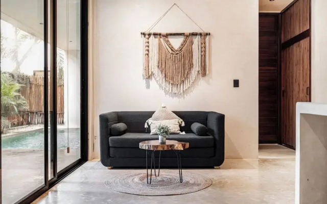 Jungle Resort Suites & Private Pool