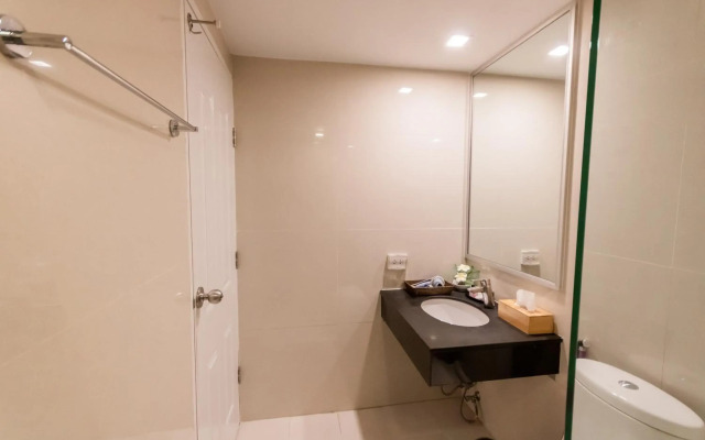 United Residence Ekamai Bangkok