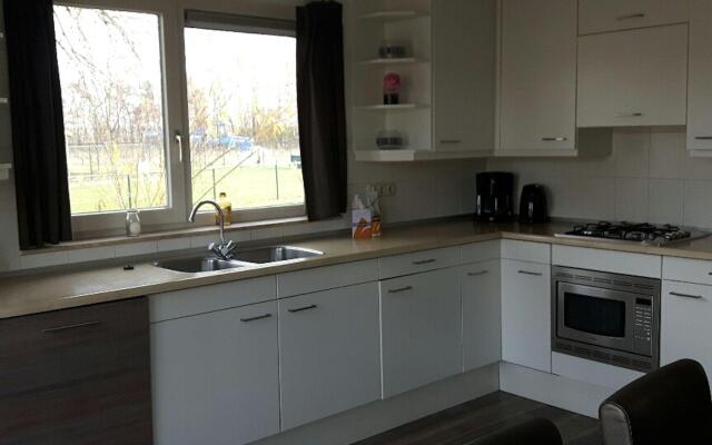 Isolated villa with washing machine, 30 km. from Maastricht