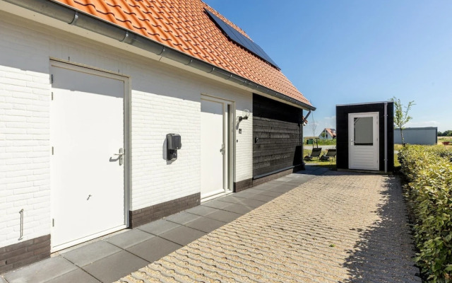 Welcoming Holiday Home With Private Garden