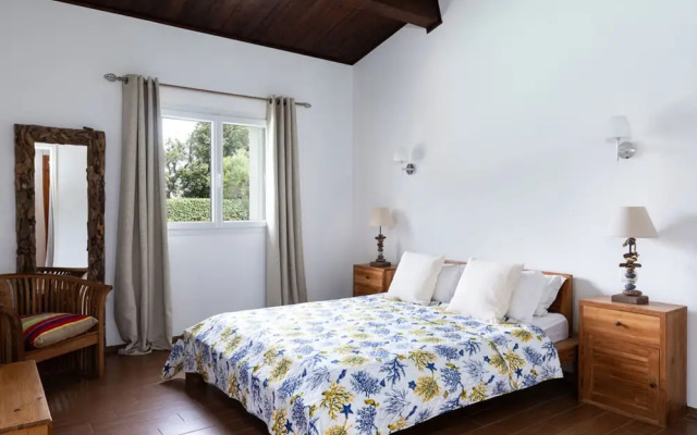 Villa Amelie With 2 Bedrooms and 2 Bathrooms