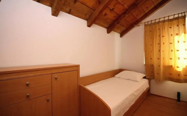 Dragan - Close to the sea & Center - A5