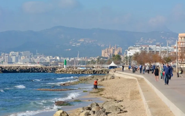 Townhouse 200mts From Sea/beach