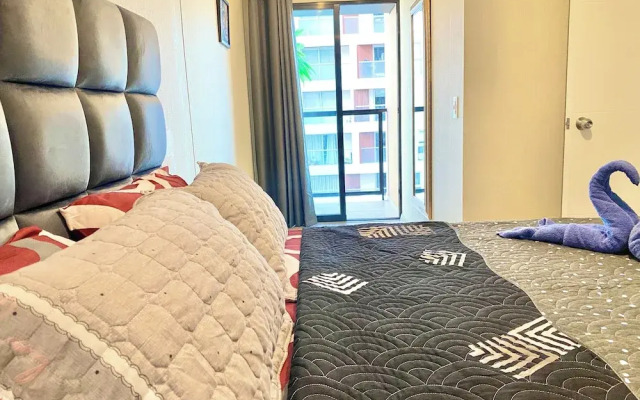 Family Apartment with a View (1309)