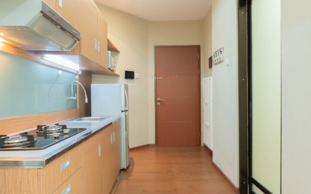 Comfy 1BR at Green Central City Apartment near Glodok