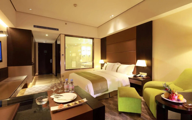 Holiday Inn Nantong Oasis Centre by IHG
