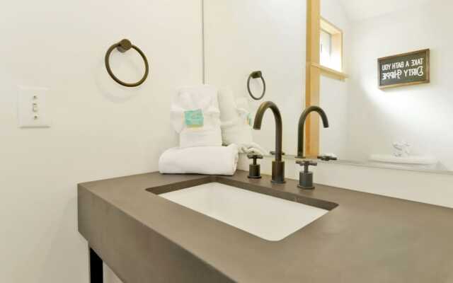 BOW Canyon Cabin #2172