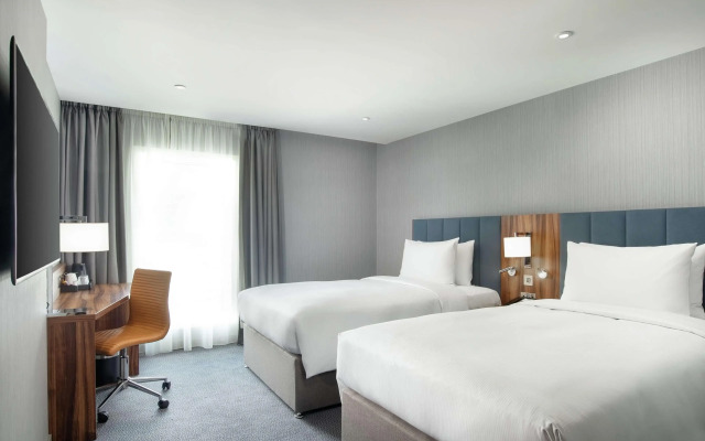 Hilton Garden Inn London Heathrow Terminal 2 and 3