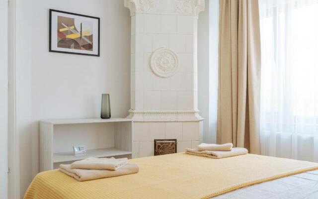 Lovely apartment and quiet courtyard in city centre