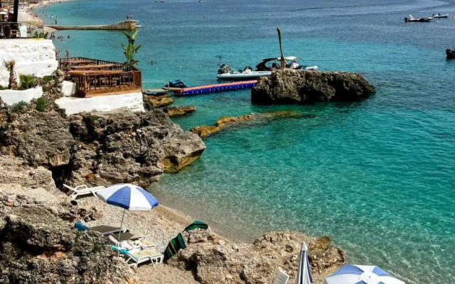 Hotel villa Petro
