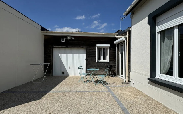 House in Le Mans With Private Courtyard