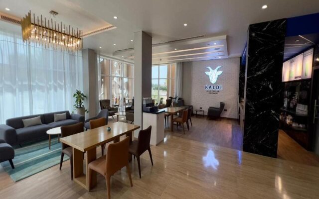 Hotel Citadines Al Ghubrah Muscat
