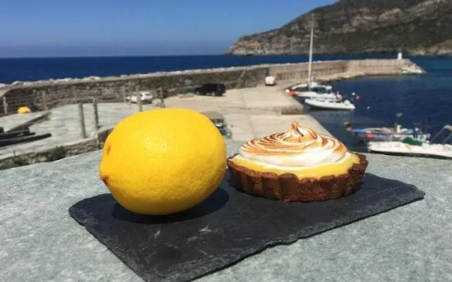 La Jetée Hotel & Restaurant