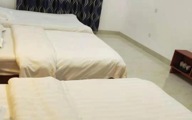Lanhaiwan Business Hotel – Guest Rooms – Danzhou