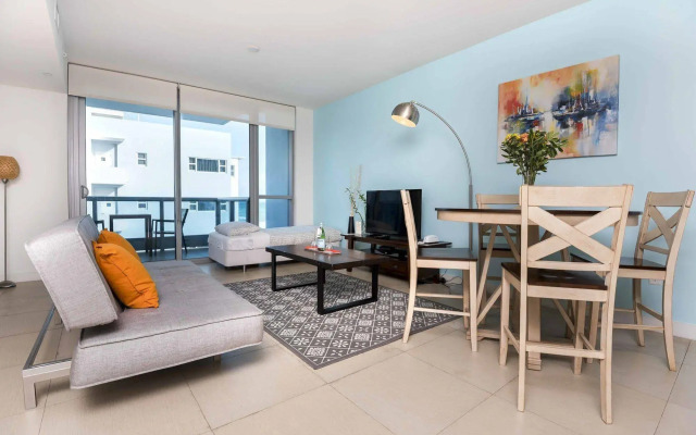 Dharma Home Suites Miami at Monte Carlo