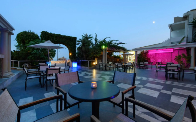 Potamaki Beach Hotel