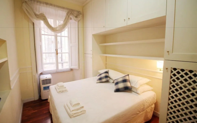 Prestigious Family Apt near St. Peter