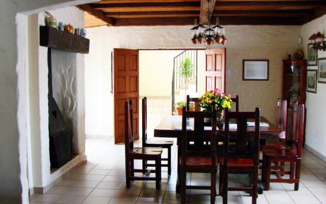 17 on 13th Guest House