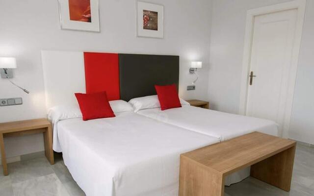 Attractive apartment on the beach in Benalmadena