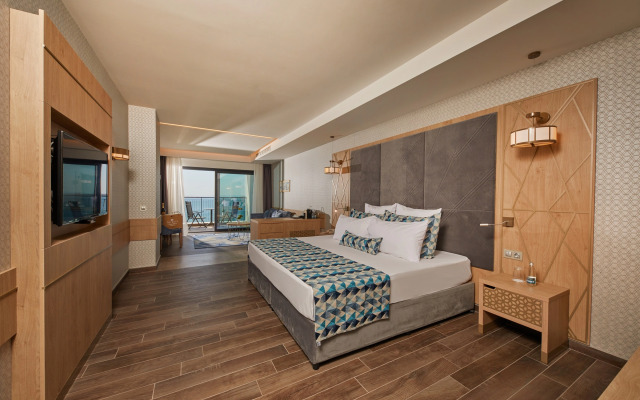 Secrets Sunny Beach Resort & Spa  - Adults Only