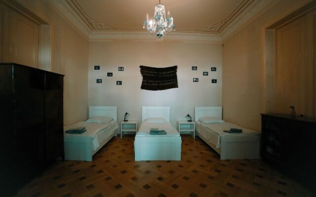 old adishi guest house
